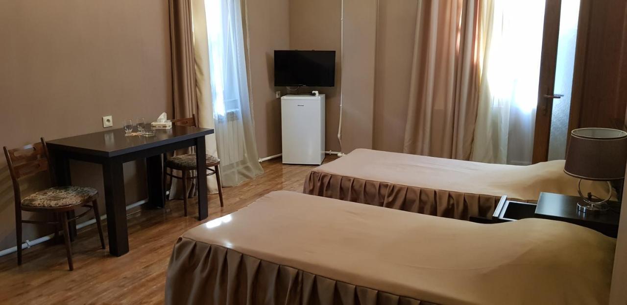 Ruzan Hotel Ijevan Exterior foto
