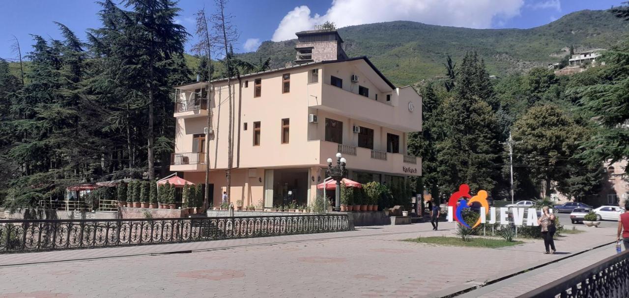 Ruzan Hotel Ijevan Exterior foto